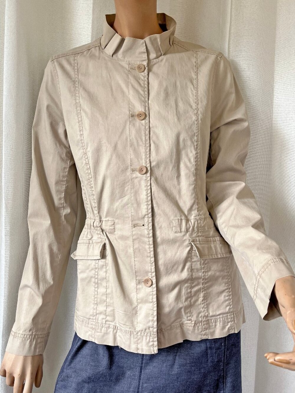 Eileen Fisher lightweight tan/beige jacket adjustable waist pleated collar S